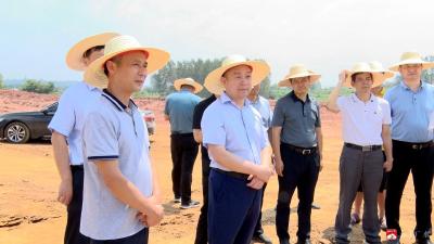 杨光胜调研美丽乡村及年轻干部队伍建设、疫情防控和疫苗接种等工作