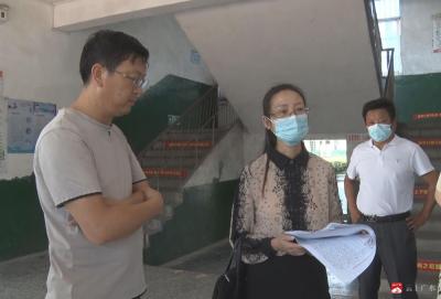 胡顺平调研校园安全和疫情防控工作