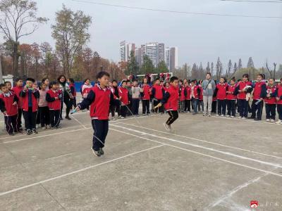 广办三小：拼搏向上 展无限风采