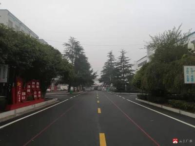 爱心工程靓化马坪中学校园