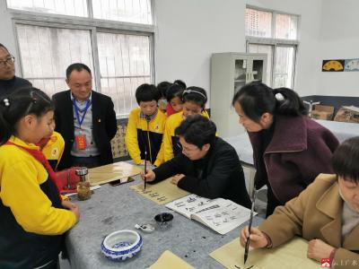 广办西河小学组织书法能力提升专题培训