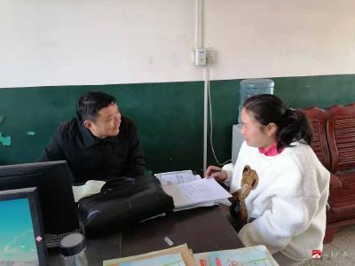 市教研室到吴店镇中心中学视导