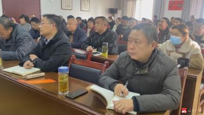 市林业局开展“12.4宪法宣传日暨法治政府建设”专题讲座