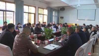 市人大常委会召开国家宪法日座谈会