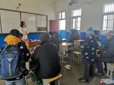 蔡河镇黄土中心小学：快乐假期 平安成长