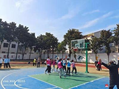广办武元中学举行冬季学生篮球联赛活动