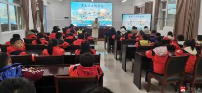 永阳学校举行一年级组诗词大会“诗王争霸”赛