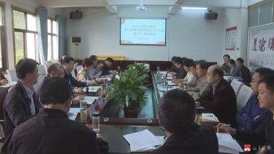 市人大常委会机关传达学习市委理论学习中心组（扩大）会议精神