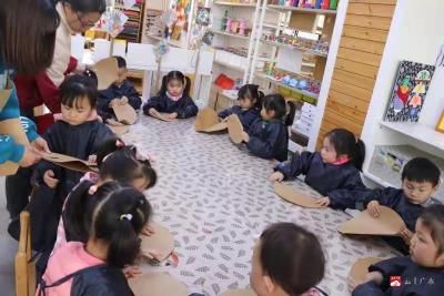 华师广水幼儿园开展“三八”妇女节感恩活动