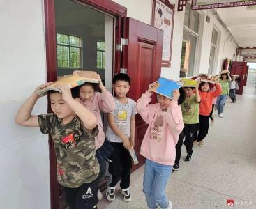 陈巷镇寿山中心小学“5·12防震减灾日”安全教育活动