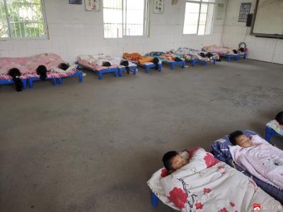 关庙镇龙泉小学：因地制宜创造条件  贯彻落实睡眠保障
