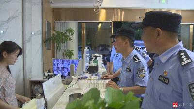 广水：公安民警巡逻防控  安全整治保平安