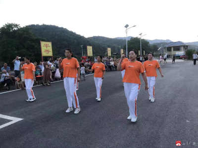 蔡河镇南界村：全民健身广场舞比赛  助力文明城市创建