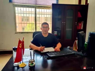 李建军：扎根基层勤耕耘，攻坚克难创佳绩