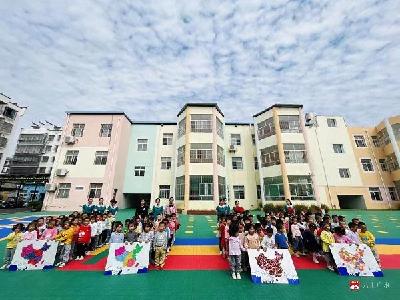 马坪镇中心幼儿园举行“庆国庆”主题教育活动