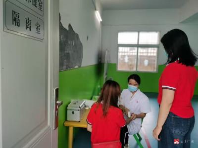 关庙镇中心幼儿园开展疫情防控演练活动