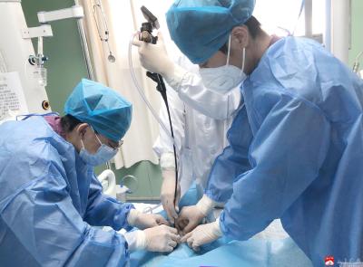 广水一医院ICU成功开展首例床边微创经皮气管切开术