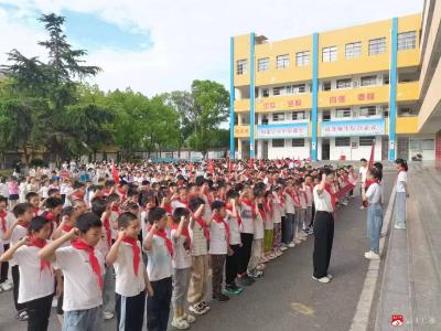 广水市李店镇中心小学“红领巾 爱祖国”少先队入队活动