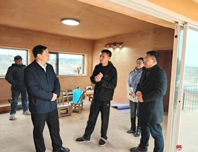 【越·广水】梁晗鹍深入城郊街道办事处督导共同缔造“清洁家园”工作