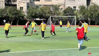 “足”梦校园 活力绽放——十里中心小学校园足球赛