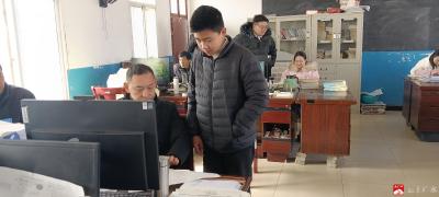 寒枝绽暖蕊 寒冬酿暖春——广水市骆店中学“暖春行动”浸润学子心