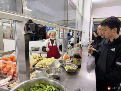 透明厨房敞开门，饮食安全暖人心——广水市实验初级中学4月“透明厨房”开放日活动  
