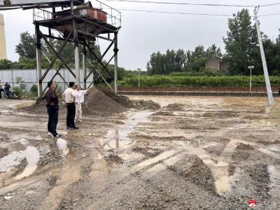 暴雨来袭险情起 政企同心筑牢企业生产保障线