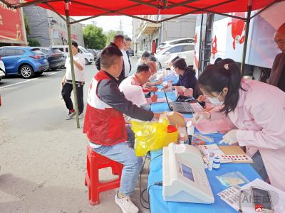 热血聚暖流，爱心映初心——余店镇开展无偿献血公益活动