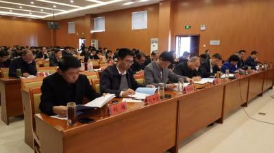随县召开“项目建设五比五看”10月份项目调度会议