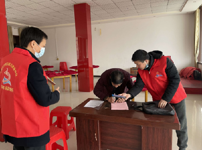 草店市场监管所开展疫情防控宣传工作