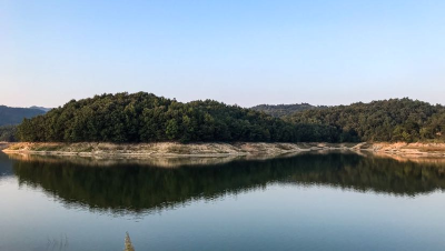 草店镇游河水库风光