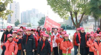 清洁家园 | 随县 “爱心妈妈”在行动