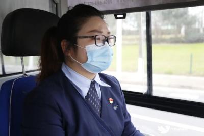 【谢谢你，留下来】女司机王金兰：一路温暖，开往春天