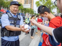 开开心心进考场，我们都为你加油！