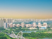 金银湖的湖面上有什么？