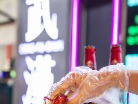 东西湖盛夏的夜是什么味道的？