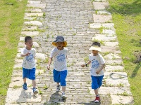 暑假拍了拍你的小屁股说~再见啦！