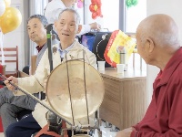 “老年轻们”的生日会，原来可以这么热闹！