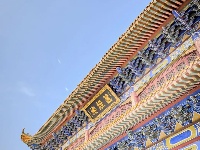 一座古刹的初夏叙事