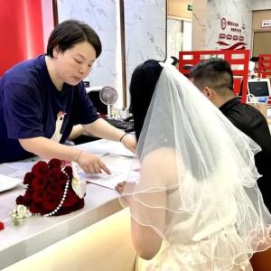 糖度超标！今天，他们为爱盖章！