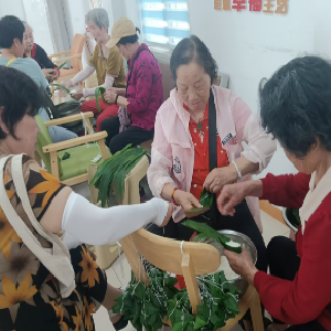 田园社区开展“粽香传情 新风同行”端午节活动