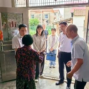 东西湖区民政局开展“六一”儿童节关爱慰问活动