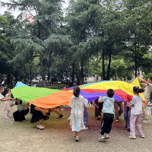 拥抱夏日，点亮亲子时光活动开展