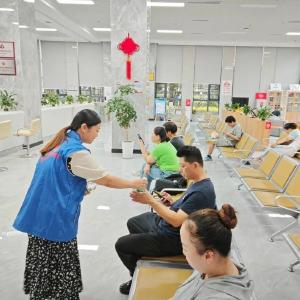 区总工会：“娘家人”推出“暖心套餐” 全方位护航中考