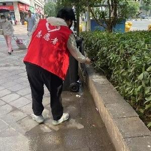 奥园社区开展清洁家园活动