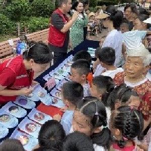 张家墩社区送上“红心大讲堂”科普大礼包 多部门联动织密安全防护网