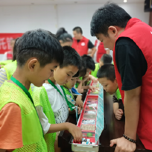 禁毒宣讲进课堂，守护“无毒”青春活动开展