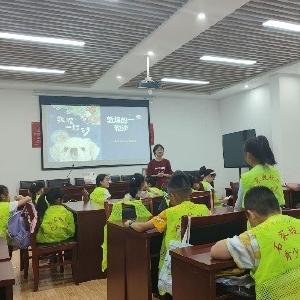 石家坡社区：书香共染 共绘暑期阅读画卷