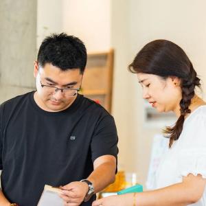 三个月吸引8万人打卡！不想卷的广告人“爆改”老茶厂