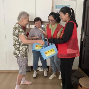 送清凉沁人心 将南社民e+亲